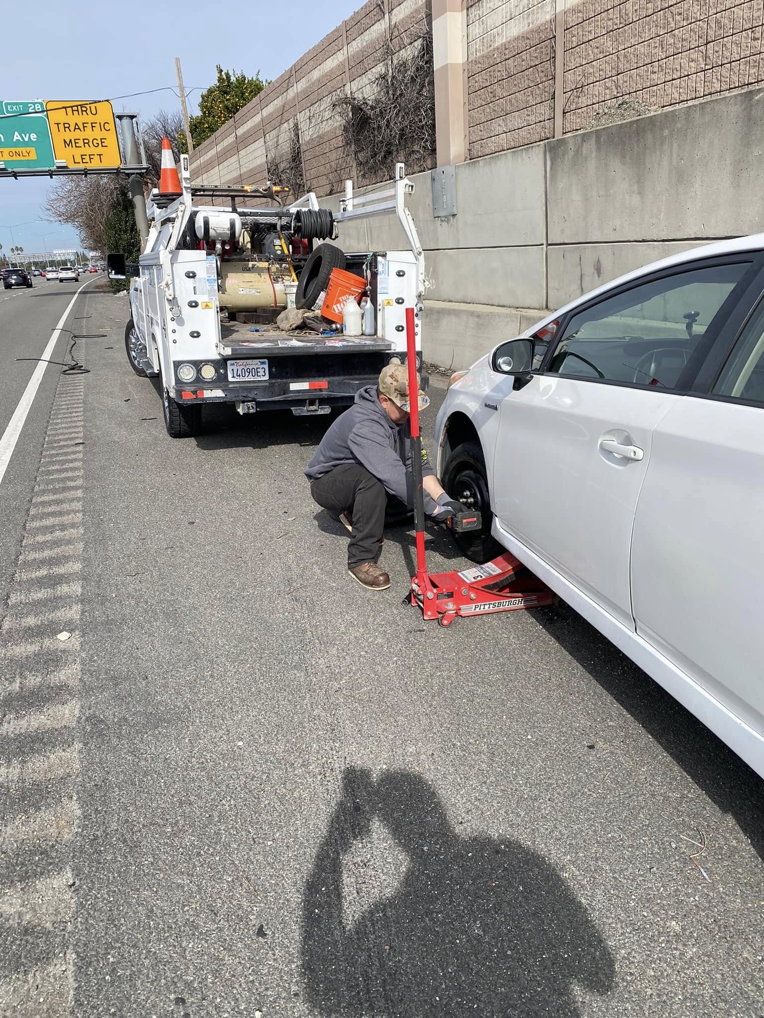 Roadside tire service